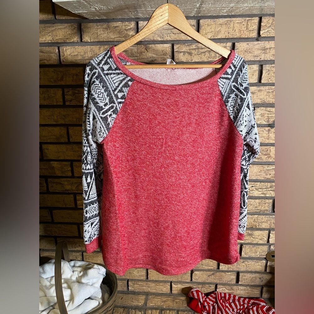 Sun & moon top